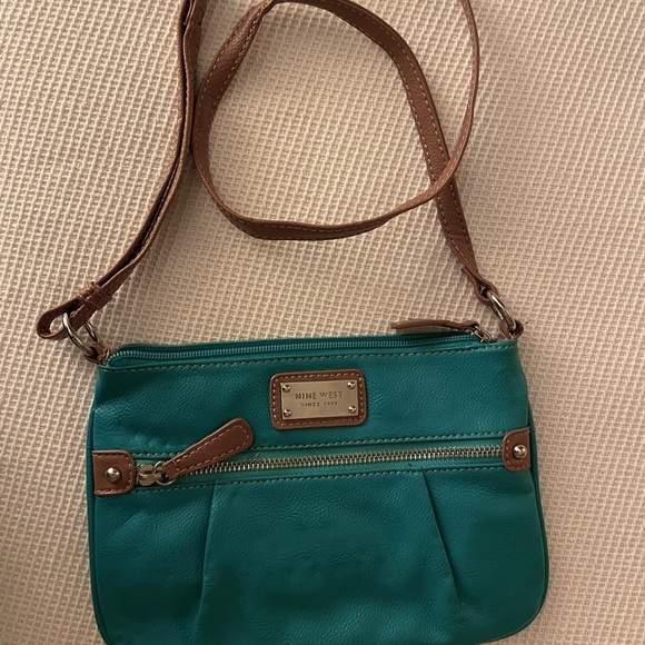 Nine West Turquoise and Tan Crossbody Bag - Picture 1 of 3